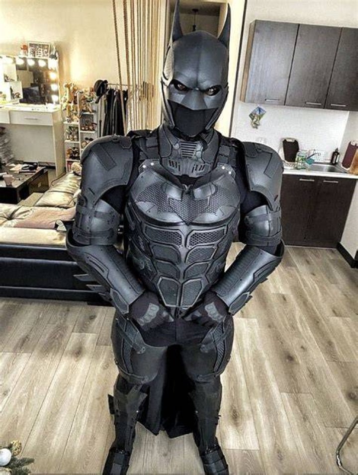 How heavy is Batman's Armour?