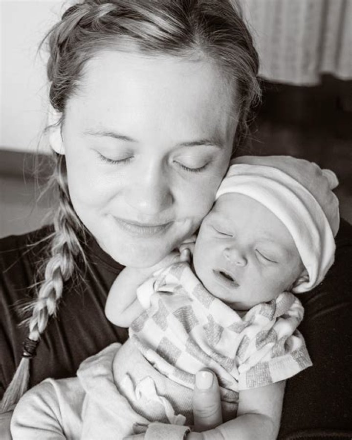 Is Chelsea Laden A Mother? Uncovering The Truth Behind The Rumors