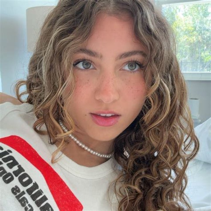 Is Donna Sinatra Dalessandro Frank Sinatra's Daughter?