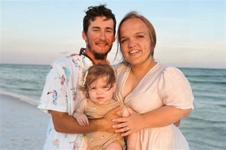 Is Liz Johnston, Star Of '7 Little Johnstons,' A New Mom?