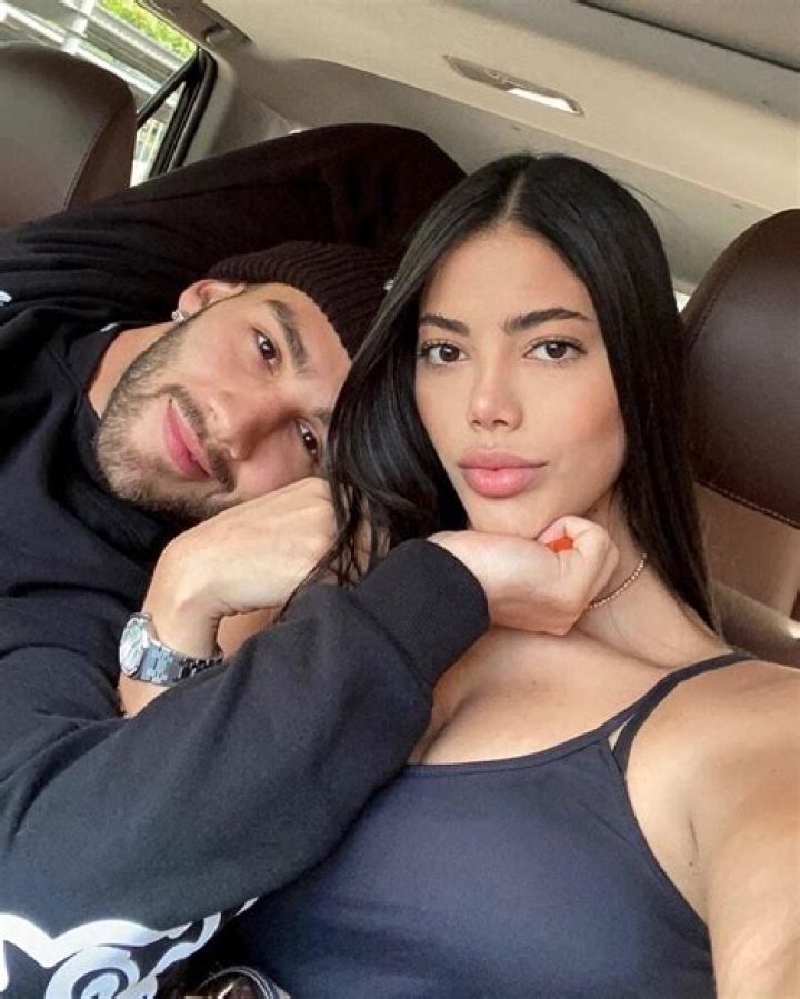 Is Manuel Turizo Married? Uncovering The Truth