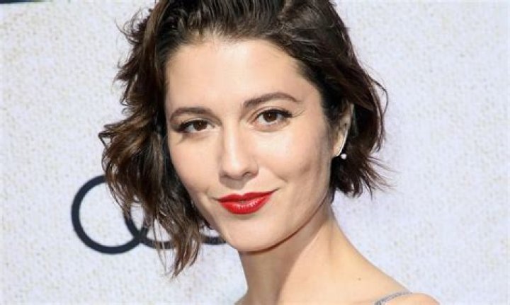 Mary Elizabeth Winstead Age, Height, Weight ·
