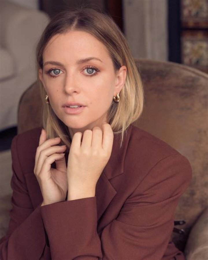 Meet The Enchanting Actress: Ruth Kearney