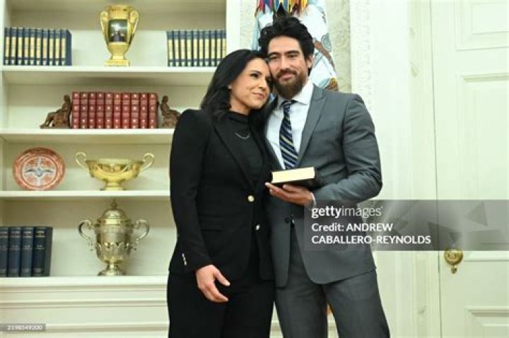 Meet Tulsi Gabbard's Husband: A Supportive Partner Behind The Political Powerhouse