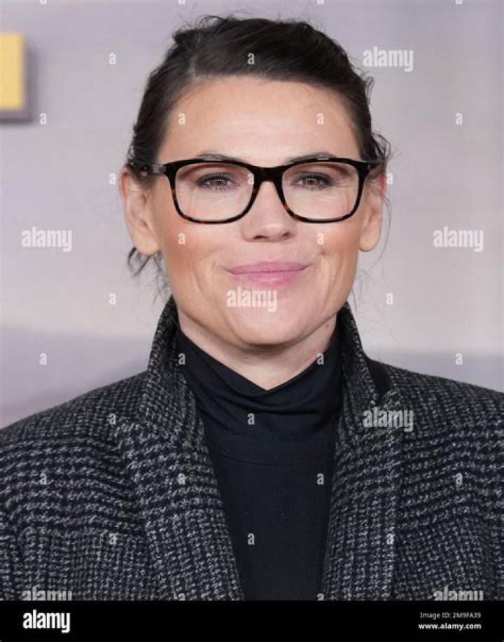 Uncovering Clea Duvall's Relationships: A Deeper Look